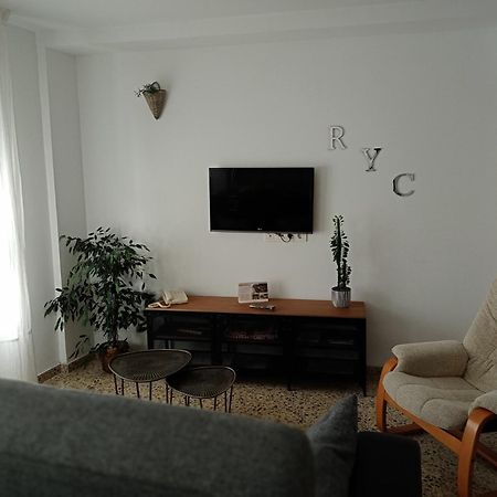 Apartamento R Y C Aviles Luaran gambar