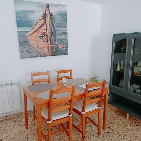 Apartamento R Y C Aviles Luaran gambar