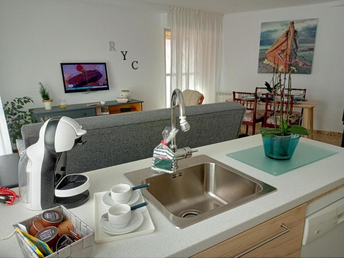 Apartamento R Y C Aviles Luaran gambar