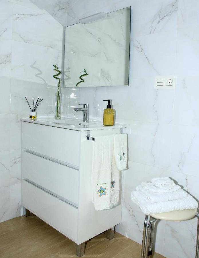 Apartamento R Y C Aviles Luaran gambar